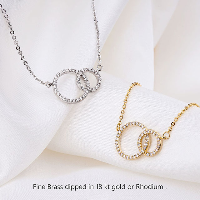 卸売ファッショナブルなミニマリストインターロッキングサークルペンダントネックレス