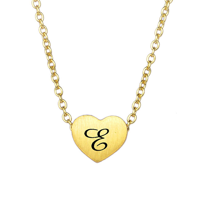 Lauren-Spencer タイニー イニシャル ハート ネックレス 女性用 18K ゴールドメッキ AZ アルファベット文字ネックレス 可憐なハート チョーカー ペンダント ネックレス 