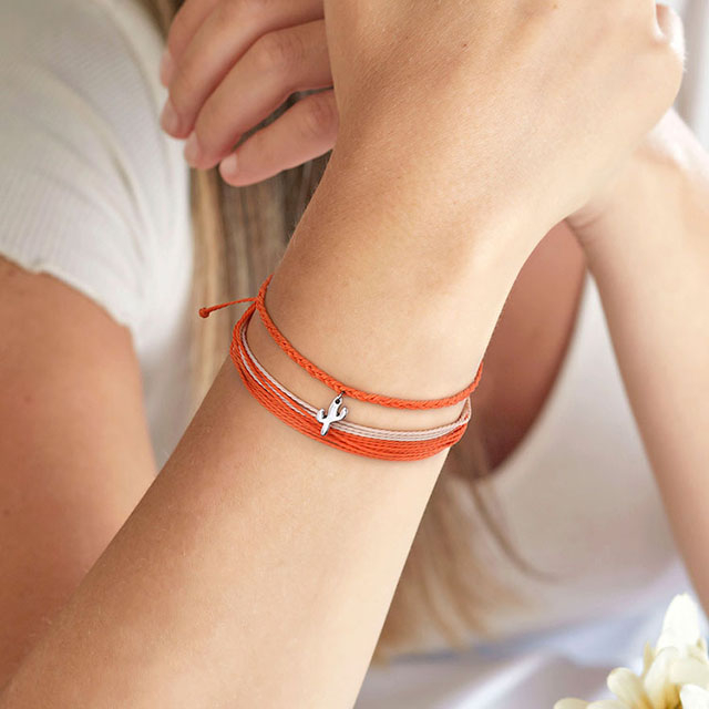 かわいいサボテンチャームストリングブレスレット調節可能なカラフルな編み込み手作りビーチブレスレット