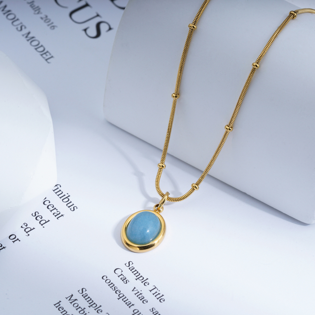 ステンレス鋼 18K ゴールド テクスチャ ライト 高級スター シー オーバル サファイア ペンダント チョーカー 