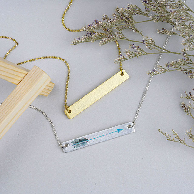 パーソナライズまたはブランクバー真鍮カスタムネームネックレスは、単語の文字を彫刻することができますジュエリー