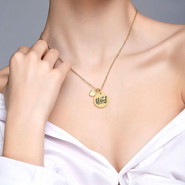 パーソナライズされた引用ネックレス刻印ディスクハートペンダントネックレス励ましジュエリーギフト 