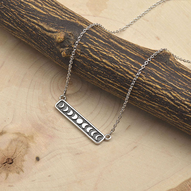 ムーンフェイズネックレス女性用シルバーメッキムーンネックレスバーネックレスムーンペンダントネックレスチャームムーンジュエリー誕生日ギフト 