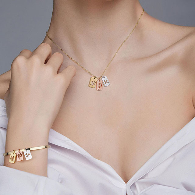 四葉のクローバーブレスレット幸運シャムロックペンダントチャームバングル信仰希望愛幸運ブレスレット女性女の子パーソナライズジュエリーギフト