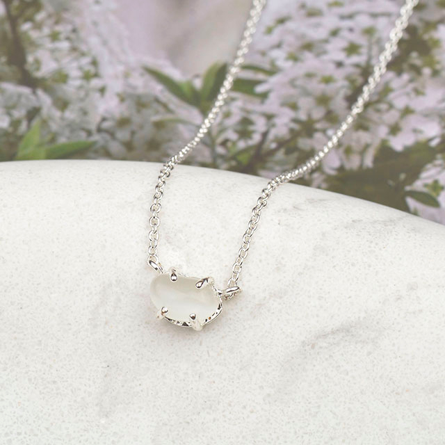 可憐な宝石キャッツアイストーンラピスラズリローズクォーツターコイズネックレス 