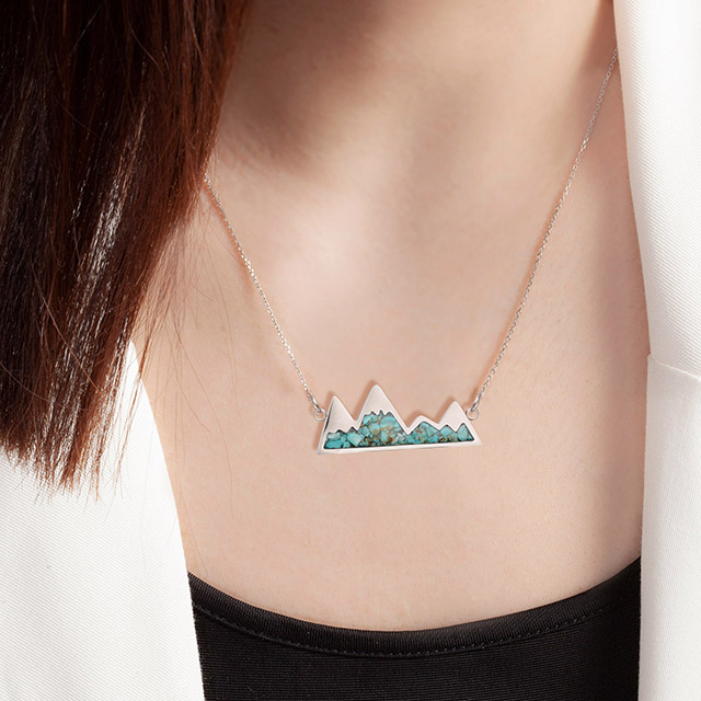 ジェムストーン マウンテンネックレス レディース ターコイズ ソーダライト タンブルチップストーン ペンダントネックレス 上品な雪山ネックレス 女性 ガールズ メンズ 自然 ジュエリー ギフト