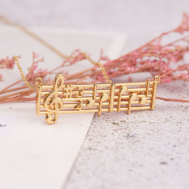 長方形のストリップ音符ペンダントネックレスギフト