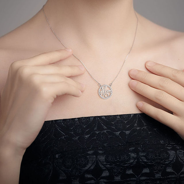 ママネックレス 女性用 シルバー ゴールドメッキ キュービックジルコニア サークル ペンダント ネックレス ジュエリーギフト 母親 妻 おばあちゃん 誕生日 母の日 娘、息子、子供からのママギフト