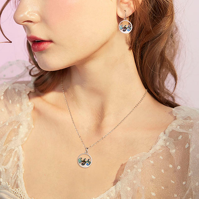 ビーチブラブライヤリング女性のためのアワビシェルイヤリング海の波フープドロップイヤリングぶら下がり自由奔放に生きるファッションサマーイヤリングハワイアンジュエリーギフト