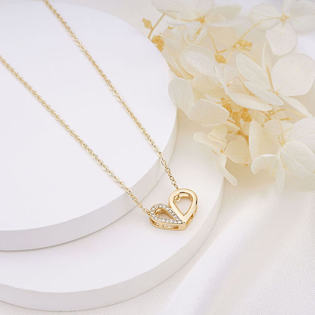 キュービックジルコニア ハートネックレス 女性用 シルバー ゴールドメッキ 可憐なインフィニティ ラブ ハート ペンダント ネックレス ガールフレンド 妻 女の子 誕生日 バレンタインデー 母の日 ギフト ジュエリー