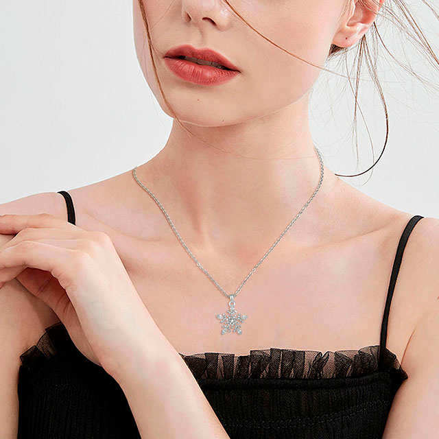 クリスタルスノーフレークファッションクリスマスネックレスホリデーギフト 