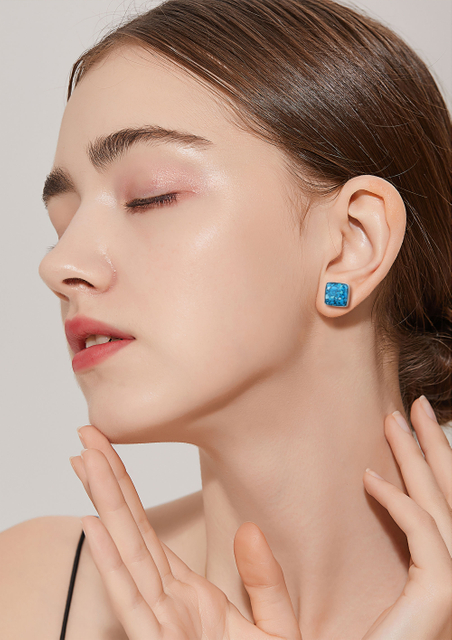 本物の石パワーストーンの破片ステンレス鋼スクエア スタッド ピアス サプライヤー