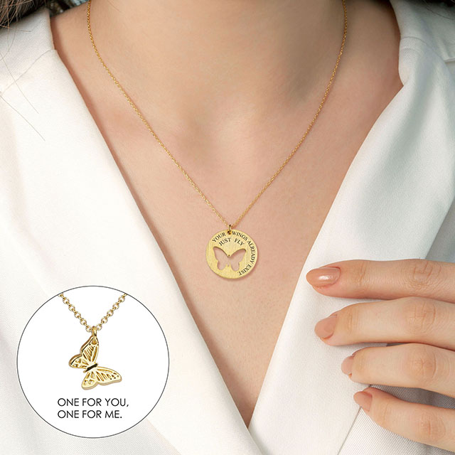 2 個の蝶のネックレス女性ガールズゴールドメッキ蝶マッチングネックレス親友母娘蝶カットアウトペンダントネックレス 